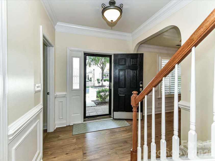 7002 Ladys Secret Drive, Indian Trail, NC 28079.  MLS# CAR4385034, YatesRealty ID 26369. 
