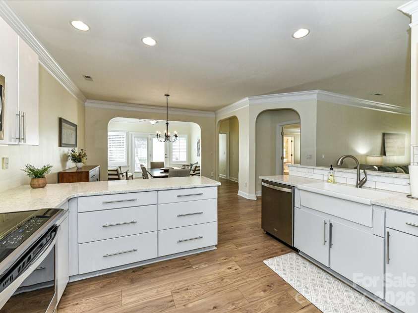 7002 Ladys Secret Drive, Indian Trail, NC 28079.  MLS# CAR4385034, YatesRealty ID 26369. 