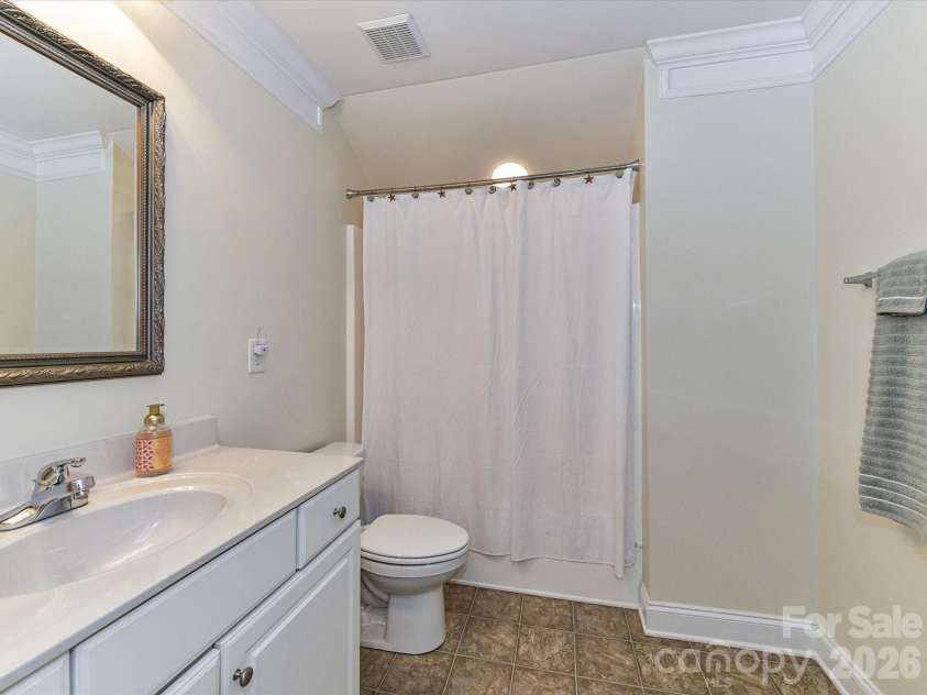 7002 Ladys Secret Drive, Indian Trail, NC 28079.  MLS# CAR4385034, YatesRealty ID 26369. 