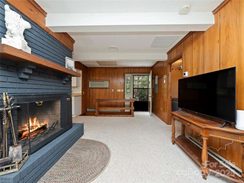 218 McGuffey Ridge Ridge, Gerton, NC 28735.  MLS# CAR4268730, YatesRealty ID 2637. Living