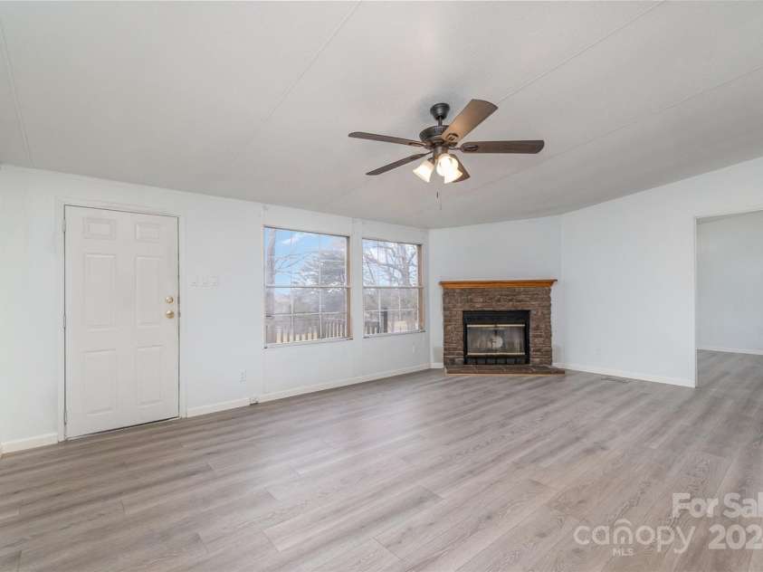 326 Chestnut Ridge Road, Kings Mountain, NC 28086.  MLS# CAR4207757, YatesRealty ID 2637. 