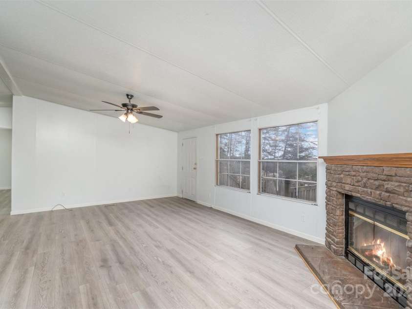 326 Chestnut Ridge Road, Kings Mountain, NC 28086.  MLS# CAR4207757, YatesRealty ID 2637. 