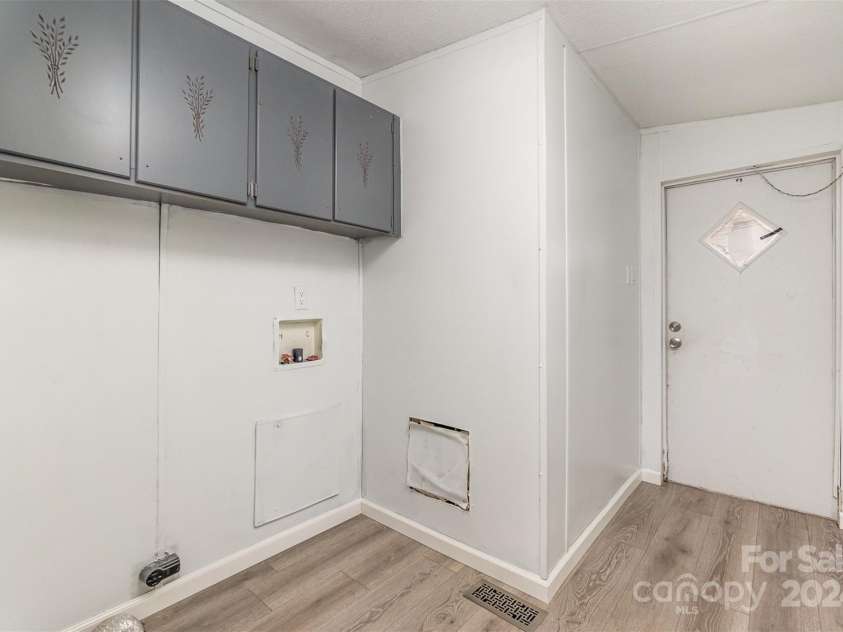 326 Chestnut Ridge Road, Kings Mountain, NC 28086.  MLS# CAR4207757, YatesRealty ID 2637. 