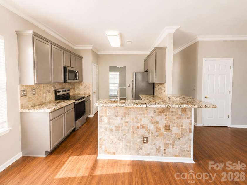 135 Autry Avenue, Mooresville, NC 28117.  MLS# CAR4385904, YatesRealty ID 26370. 