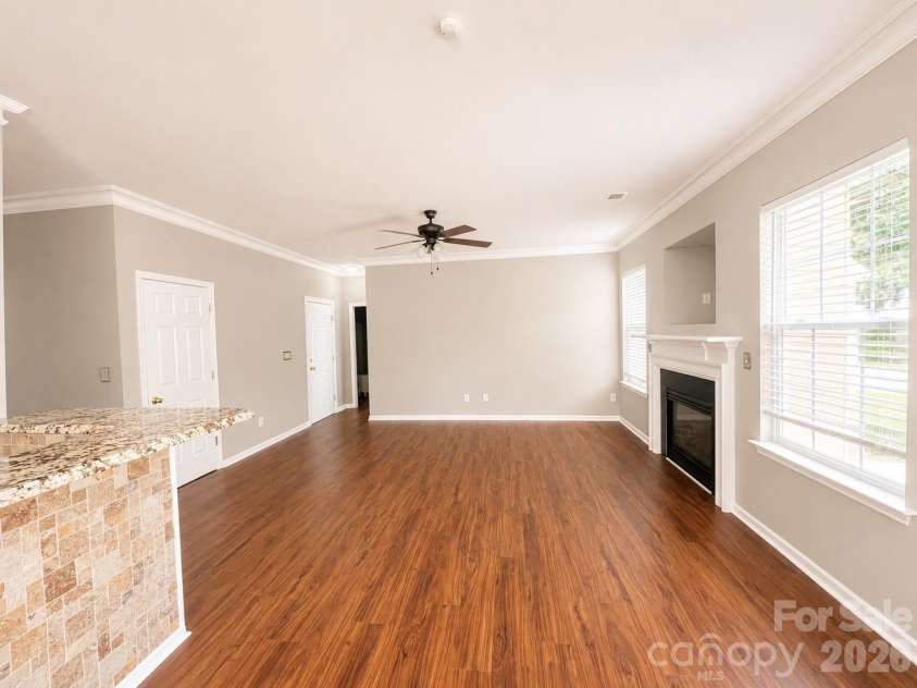 135 Autry Avenue, Mooresville, NC 28117.  MLS# CAR4385904, YatesRealty ID 26370. 