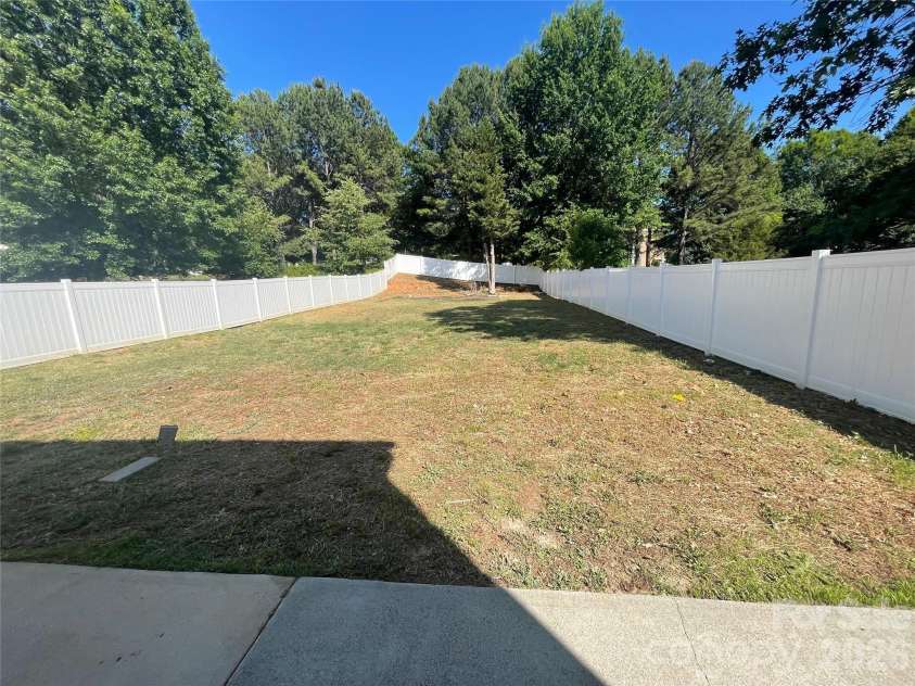 135 Autry Avenue, Mooresville, NC 28117.  MLS# CAR4385904, YatesRealty ID 26370. 