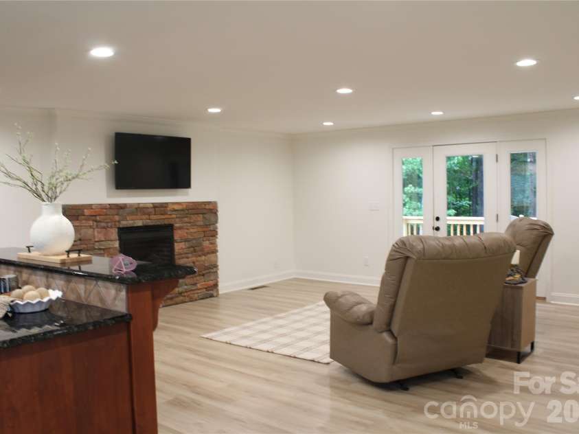 22055 Oakwood Road, Albemarle, NC 28001.  MLS# CAR4342507, YatesRealty ID 26371. 