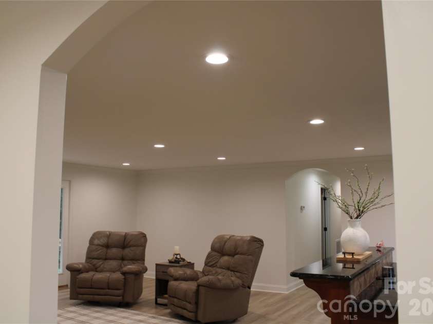 22055 Oakwood Road, Albemarle, NC 28001.  MLS# CAR4342507, YatesRealty ID 26371. 