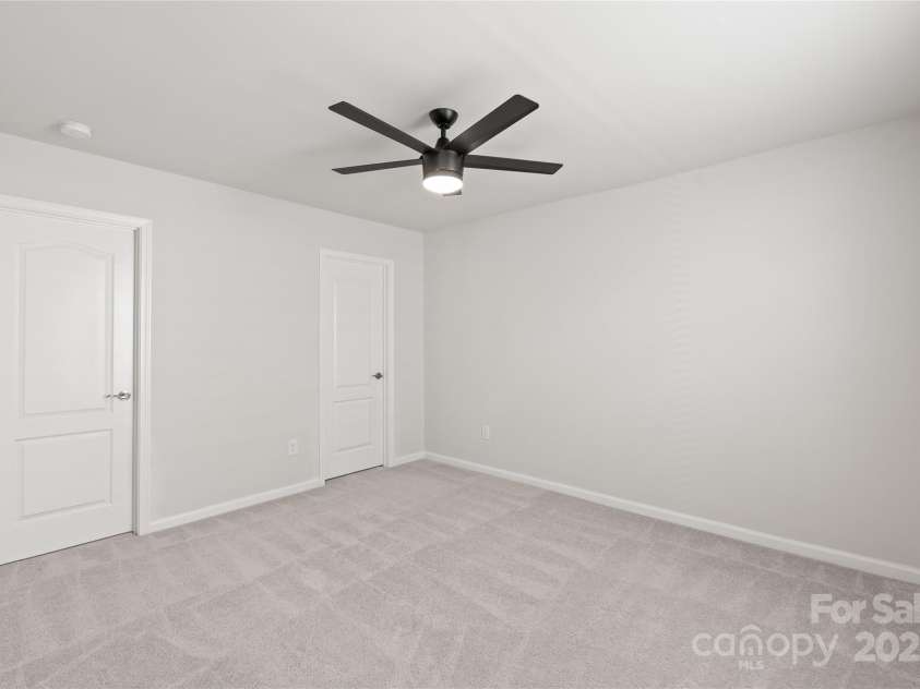 11510 Wrigley Mansion Drive, Charlotte, NC 28273.  MLS# CAR4278050, YatesRealty ID 26376. 
