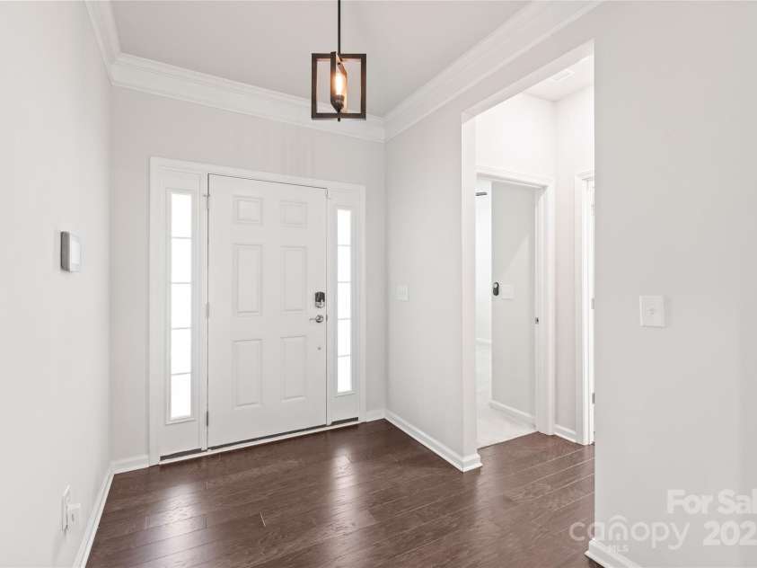 11510 Wrigley Mansion Drive, Charlotte, NC 28273.  MLS# CAR4278050, YatesRealty ID 26376. 