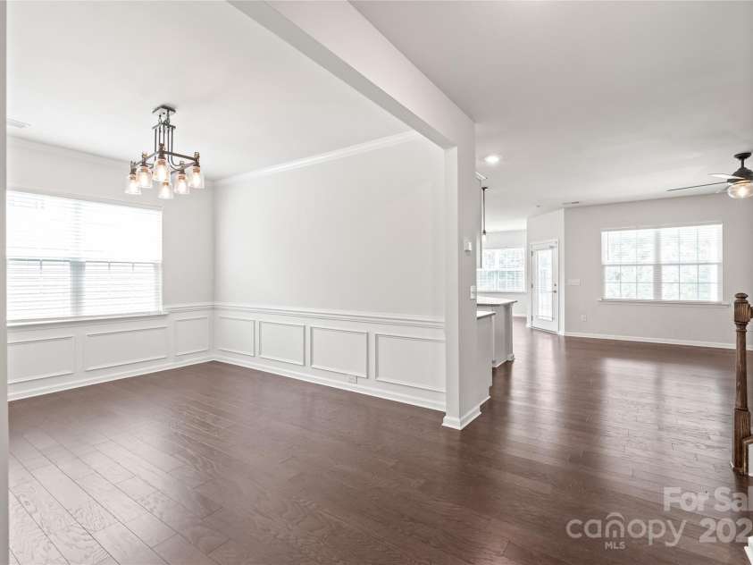 11510 Wrigley Mansion Drive, Charlotte, NC 28273.  MLS# CAR4278050, YatesRealty ID 26376. 