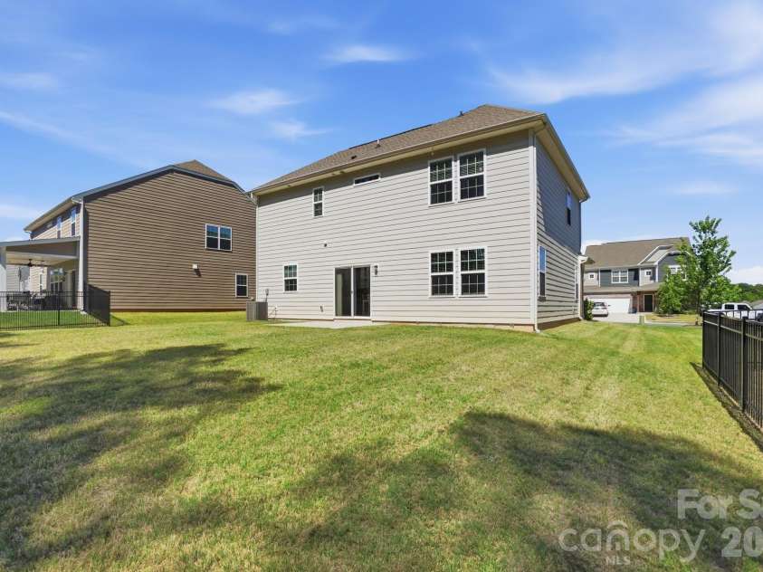 129 Slip Shot Lane, Troutman, NC 28166.  MLS# CAR4380817, YatesRealty ID 26376. 