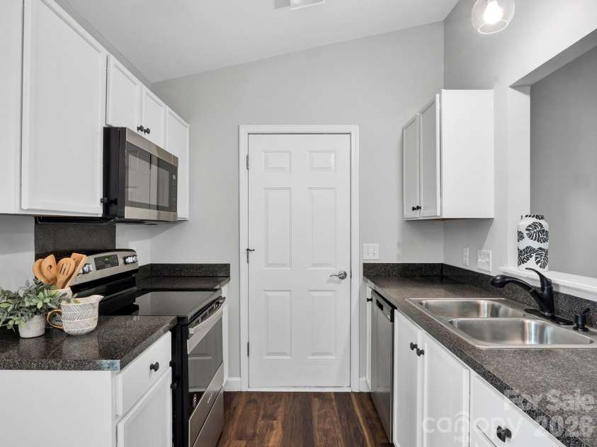 1170 Willet Drive, Rock Hill, SC 29732.  MLS# CAR4386550, YatesRealty ID 26377. 