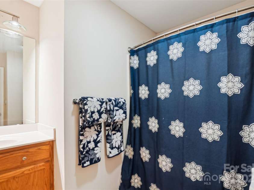 1632 A Street, Kannapolis, NC 28081.  MLS# CAR4280926, YatesRealty ID 26378. 