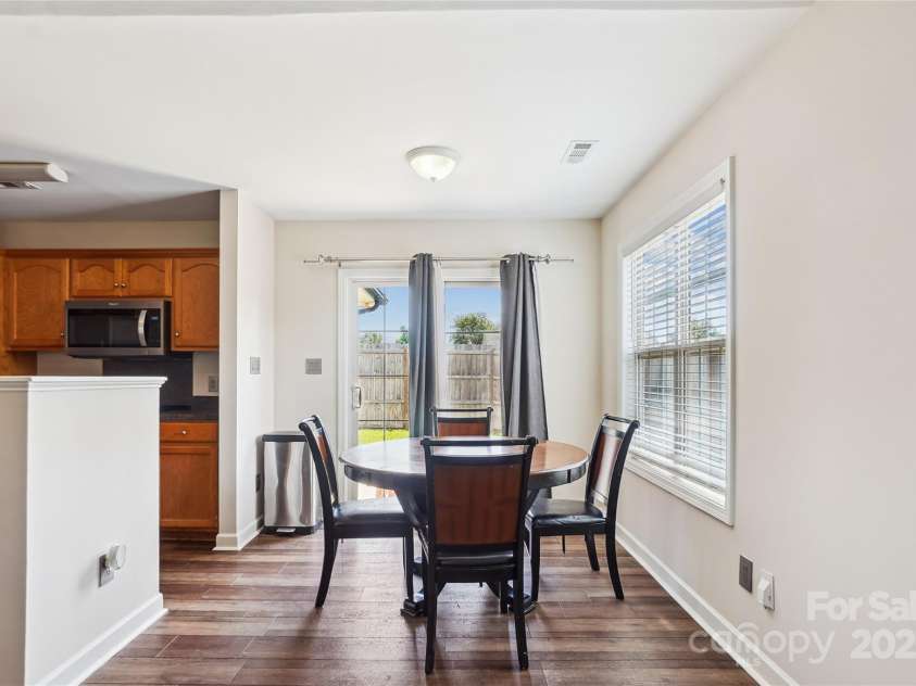 1632 A Street, Kannapolis, NC 28081.  MLS# CAR4280926, YatesRealty ID 26378. Natural lighting