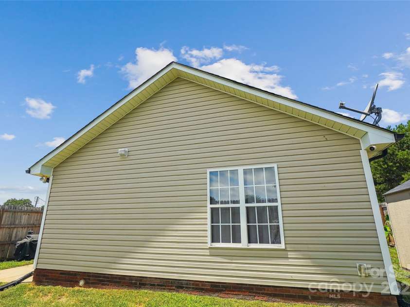 1632 A Street, Kannapolis, NC 28081.  MLS# CAR4280926, YatesRealty ID 26378. Side View