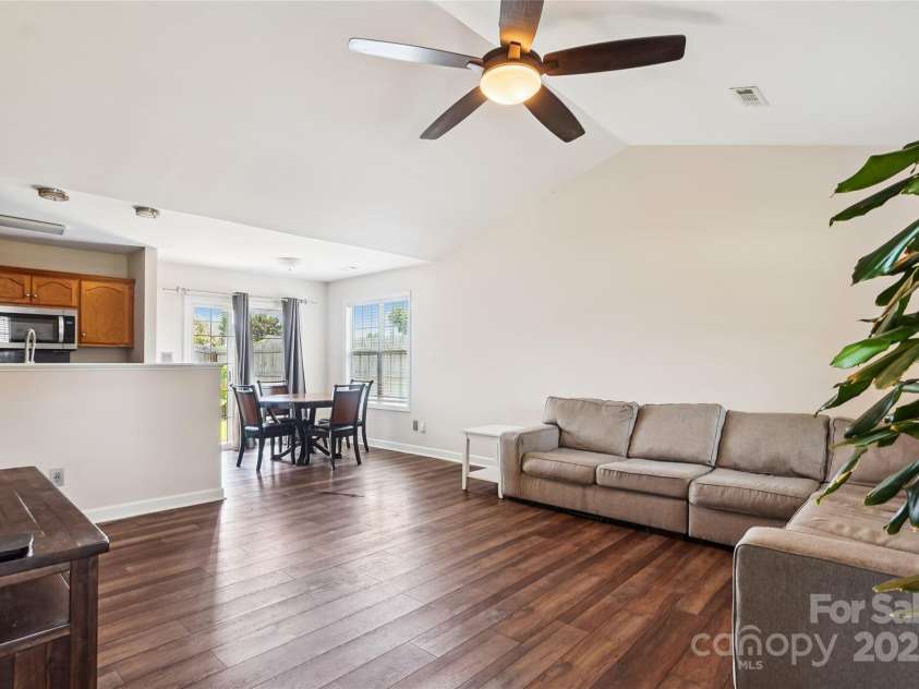 1632 A Street, Kannapolis, NC 28081.  MLS# CAR4280926, YatesRealty ID 26378. Vibe in Kannapolis