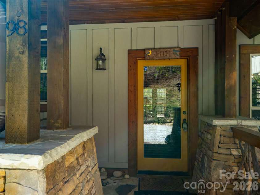 98 Eagle Watch Drive, Tuckasegee, NC 28783.  MLS# CAR4383466, YatesRealty ID 26378. 