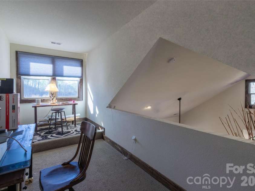 98 Eagle Watch Drive, Tuckasegee, NC 28783.  MLS# CAR4383466, YatesRealty ID 26378. 