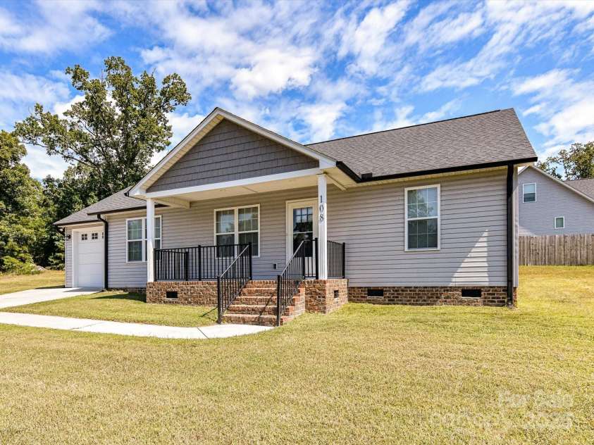 108 Devynne Court, Salisbury, NC 28146.  MLS# CAR4299204, YatesRealty ID 26379. 