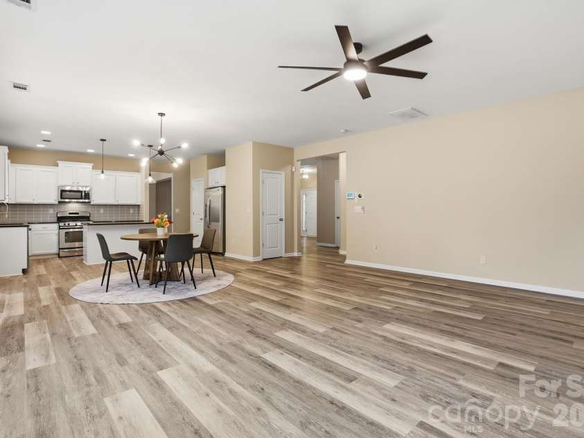9013 Gailes Drive, Charlotte, NC 28278.  MLS# CAR4371796, YatesRealty ID 26381. Does this feel like home yet?