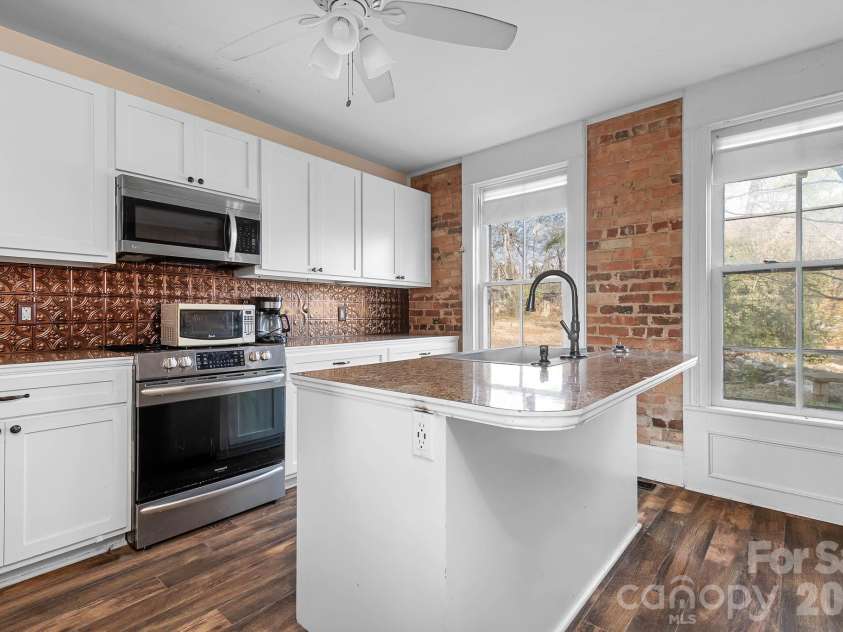 787 Startown Road, Lincolnton, NC 28092.  MLS# CAR4371485, YatesRealty ID 26382. 
