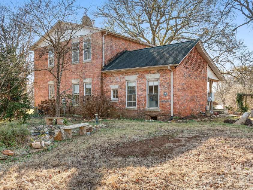 787 Startown Road, Lincolnton, NC 28092.  MLS# CAR4371485, YatesRealty ID 26382. 