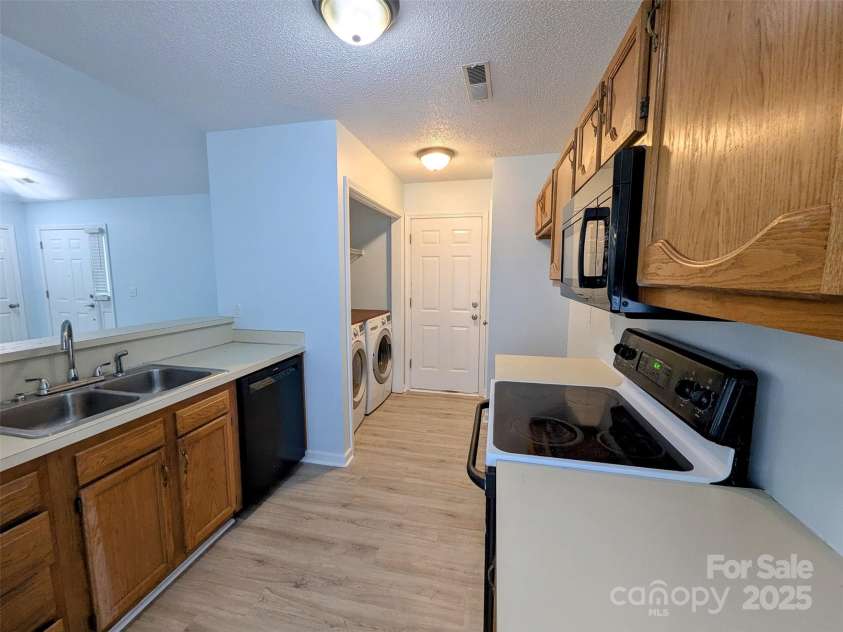 4002 Beaverbrook Drive, Indian Trail, NC 28079.  MLS# CAR4279399, YatesRealty ID 26383. 