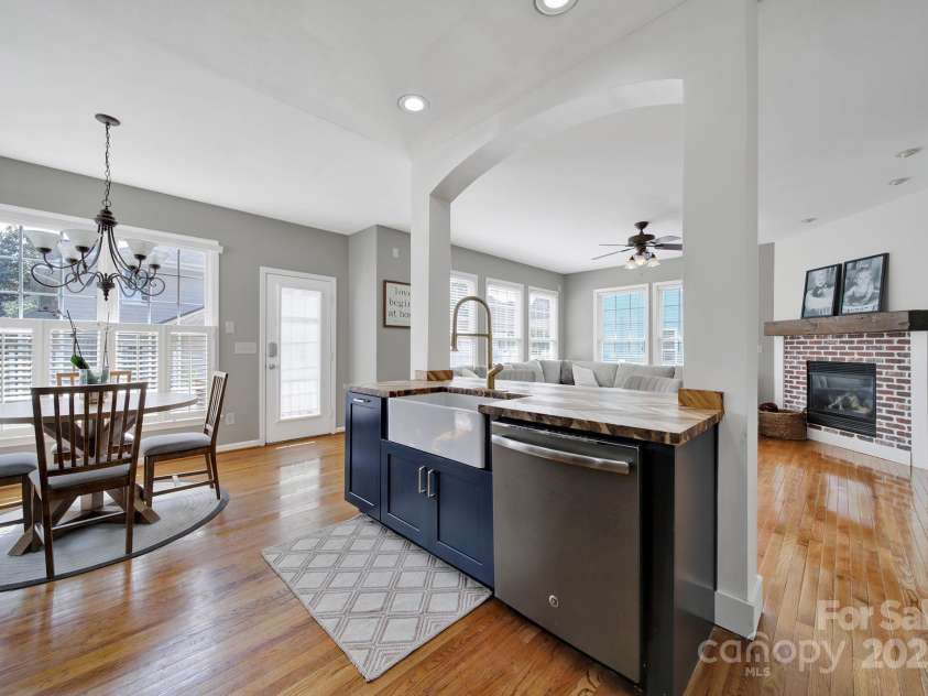 436 Third Baxter Street, Fort Mill, SC 29708.  MLS# CAR4259453, YatesRealty ID 26385. 