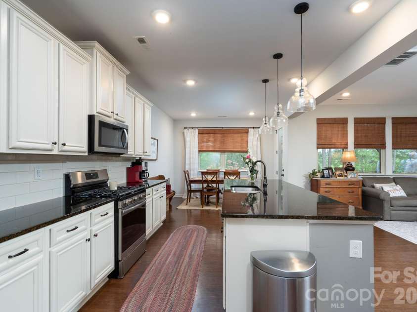 858 Double Oak Lane, Concord, NC 28025.  MLS# CAR4378492, YatesRealty ID 26385. Kitchen