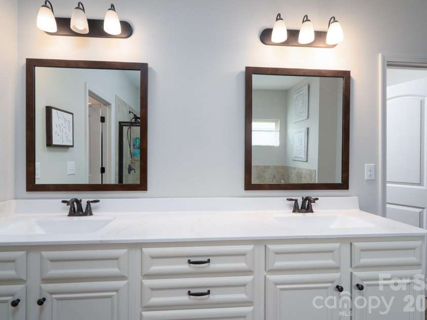 858 Double Oak Lane, Concord, NC 28025.  MLS# CAR4378492, YatesRealty ID 26385. Primary Bathroom