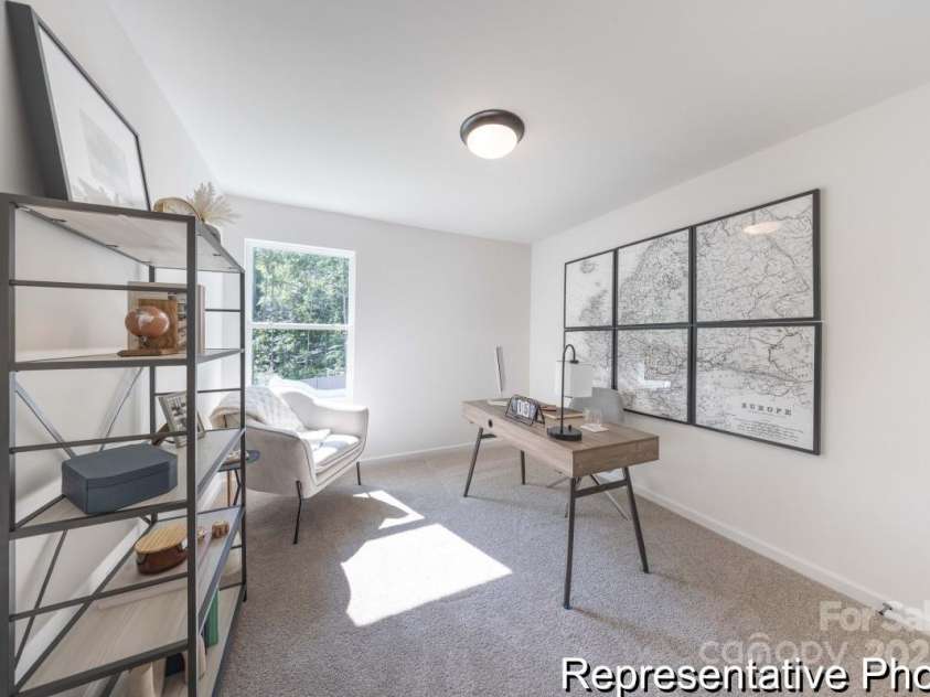 11339 Magpie Court, Charlotte, NC 28215.  MLS# CAR4277184, YatesRealty ID 26387. 