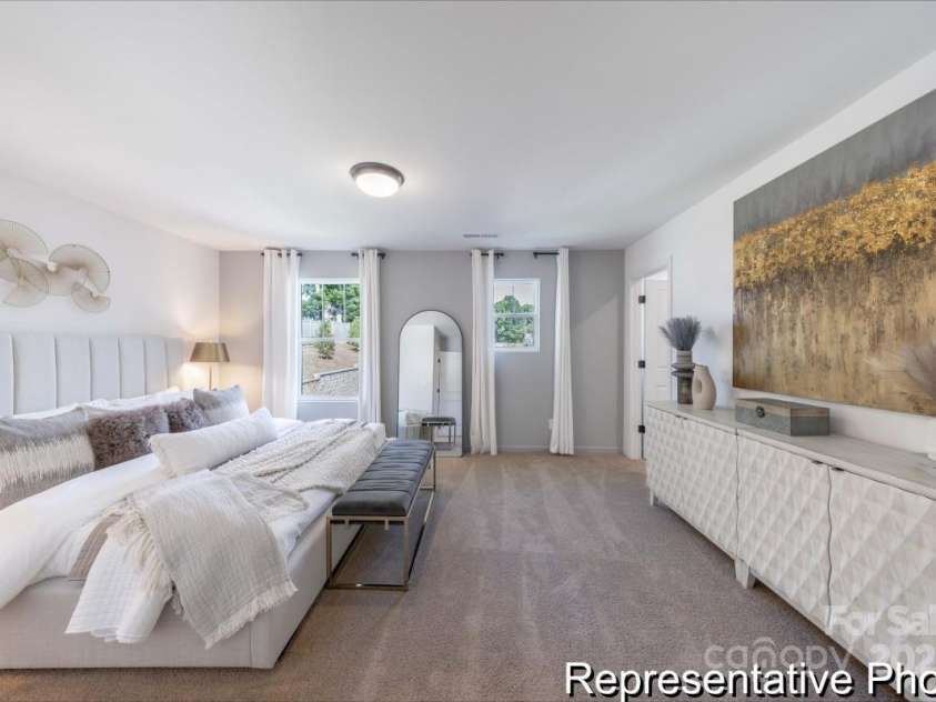 11339 Magpie Court, Charlotte, NC 28215.  MLS# CAR4277184, YatesRealty ID 26387. 