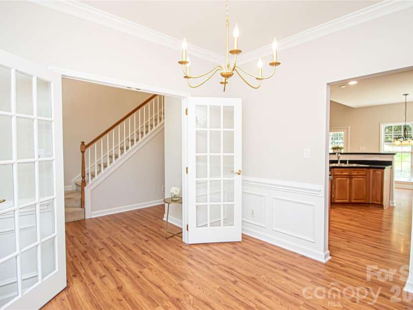 1621 Mountain Ashe Court, Matthews, NC 28105.  MLS# CAR4385582, YatesRealty ID 26387. 