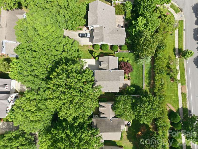 805 Celbridge Court, Charlotte, NC 28270.  MLS# CAR4386155, YatesRealty ID 26389. 