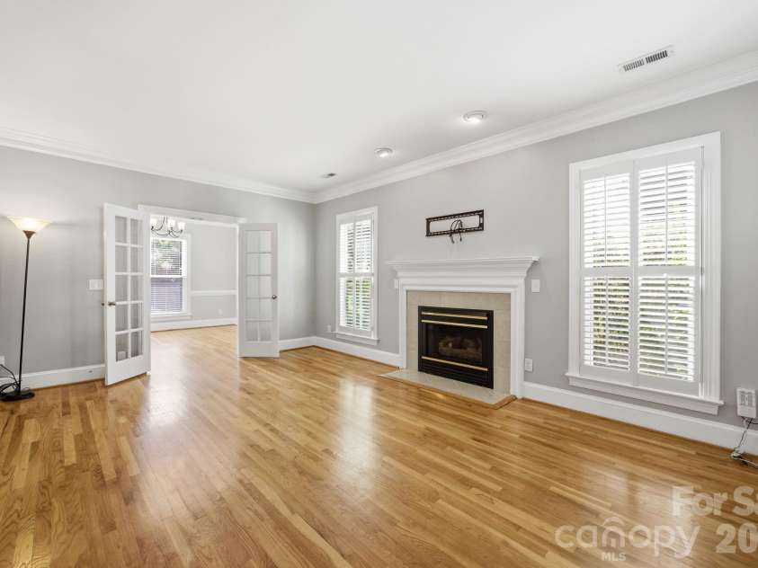 805 Celbridge Court, Charlotte, NC 28270.  MLS# CAR4386155, YatesRealty ID 26389. Living Room