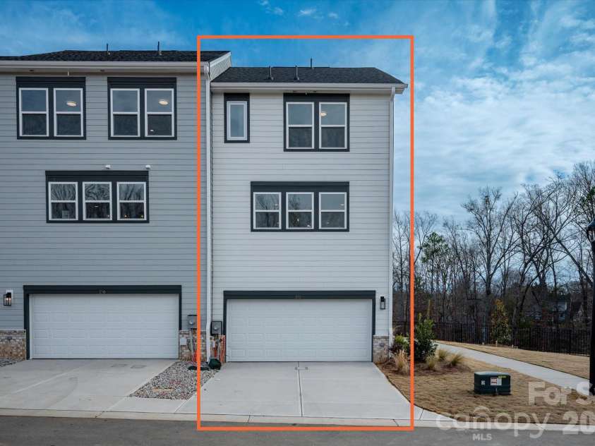 212 Ferebee Place, Charlotte, NC 28213.  MLS# CAR4335439, YatesRealty ID 2639. 