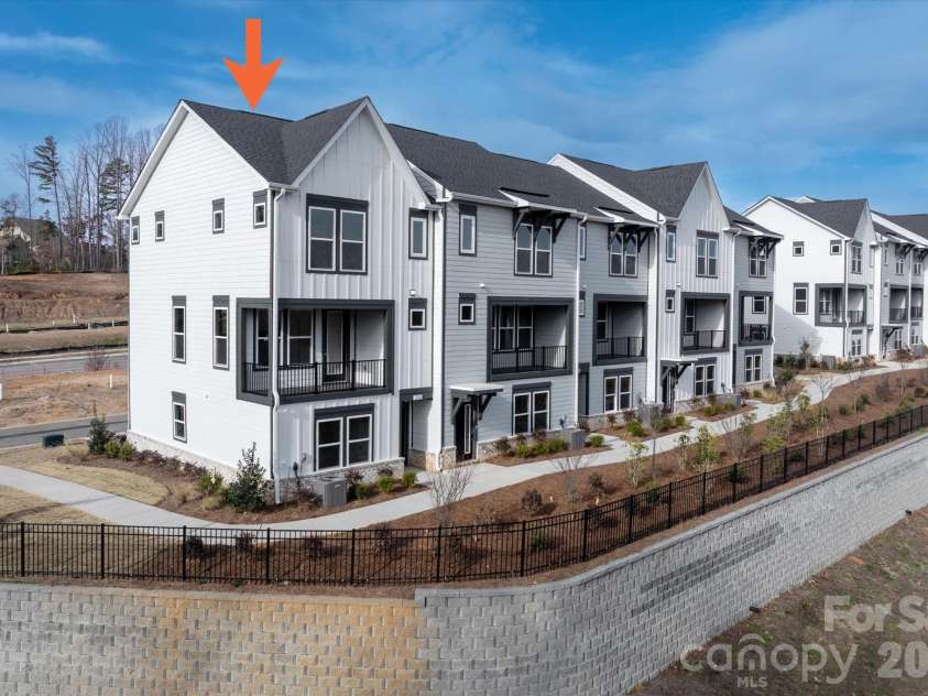 212 Ferebee Place, Charlotte, NC 28213.  MLS# CAR4335439, YatesRealty ID 2639. 