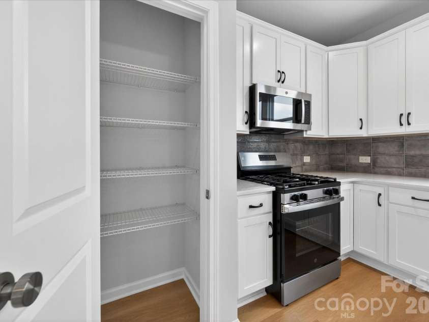 212 Ferebee Place, Charlotte, NC 28213.  MLS# CAR4335439, YatesRealty ID 2639. Kitchen/Pantry