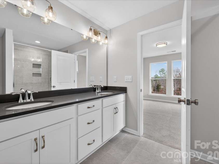 212 Ferebee Place, Charlotte, NC 28213.  MLS# CAR4335439, YatesRealty ID 2639. Premier Bath