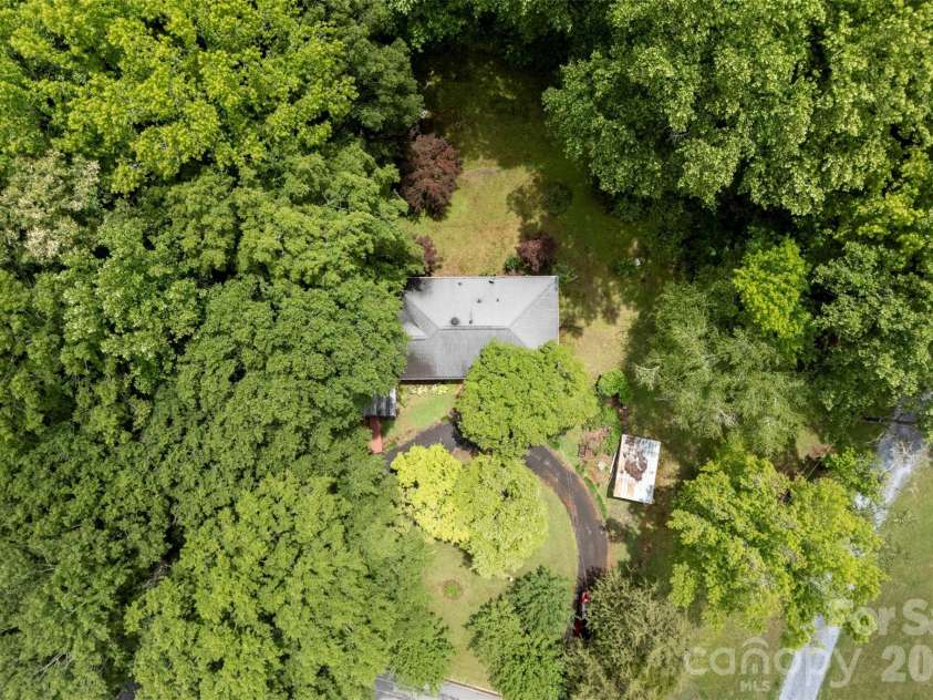 817 Landing Street, Kings Mountain, NC 28086.  MLS# CAR4386381, YatesRealty ID 26390. 