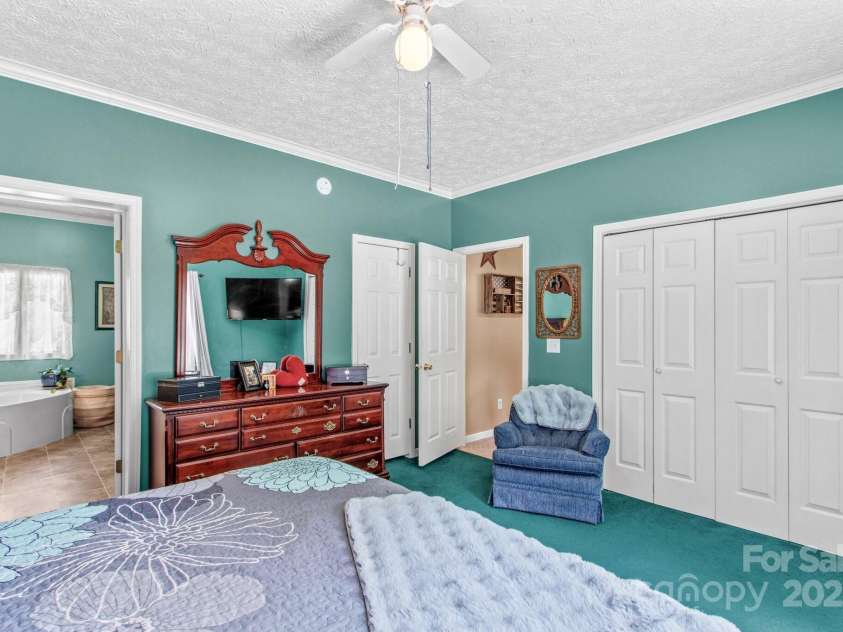 285 Quail Pointe Drive, Salisbury, NC 28147.  MLS# CAR4278729, YatesRealty ID 26391. 
