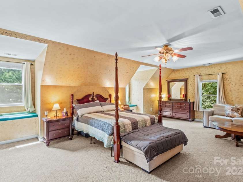 285 Quail Pointe Drive, Salisbury, NC 28147.  MLS# CAR4278729, YatesRealty ID 26391. 