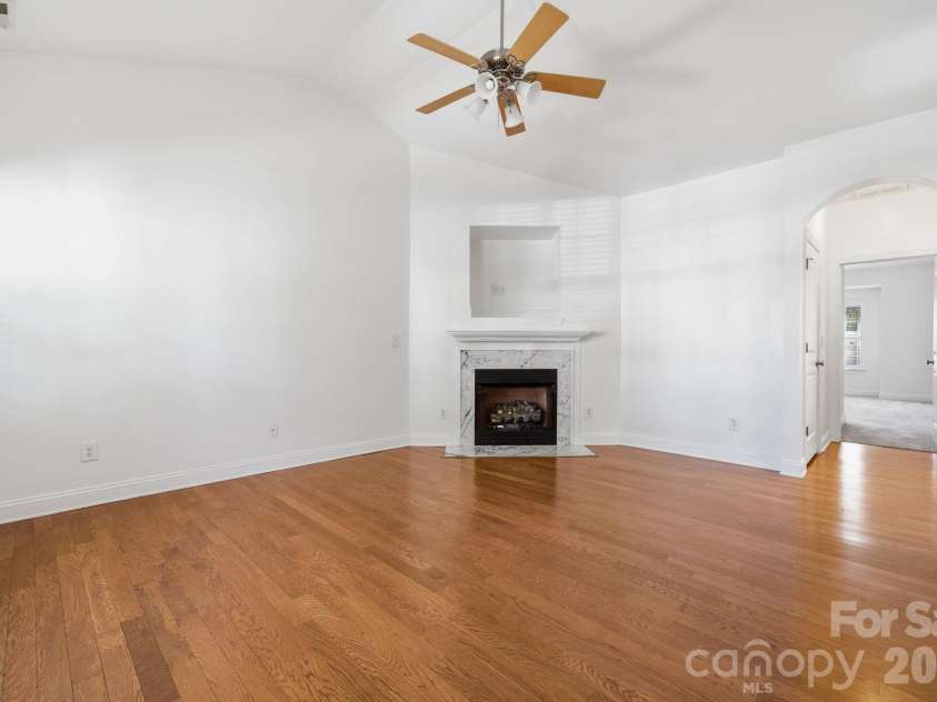 4127 Twenty Grand Drive, Indian Trail, NC 28079.  MLS# CAR4380595, YatesRealty ID 26391. Great Room 