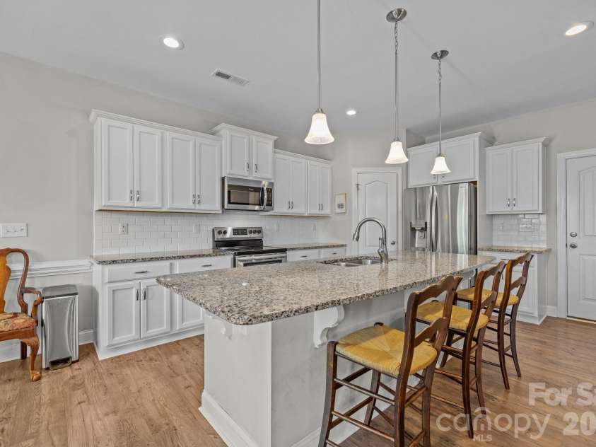 4697 Rinaldo Road, York, SC 29745.  MLS# CAR4380475, YatesRealty ID 26392. Kitchen with granite counters and large island