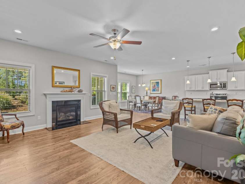 4697 Rinaldo Road, York, SC 29745.  MLS# CAR4380475, YatesRealty ID 26392. Spacious, bright main living area