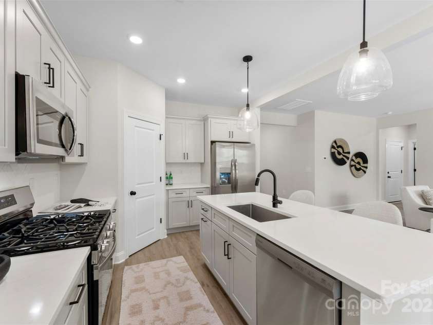 1227 Breezewood Drive, Charlotte, NC 28262.  MLS# CAR4274143, YatesRealty ID 26393. 