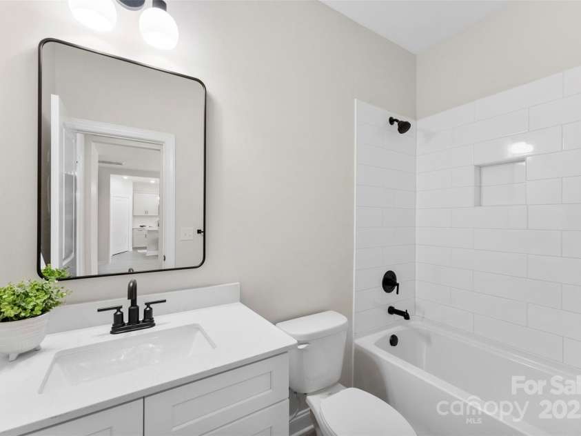 1227 Breezewood Drive, Charlotte, NC 28262.  MLS# CAR4274143, YatesRealty ID 26393. 