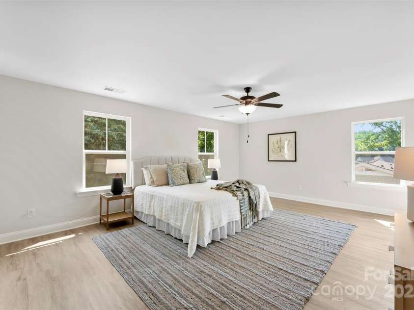 1227 Breezewood Drive, Charlotte, NC 28262.  MLS# CAR4274143, YatesRealty ID 26393. 