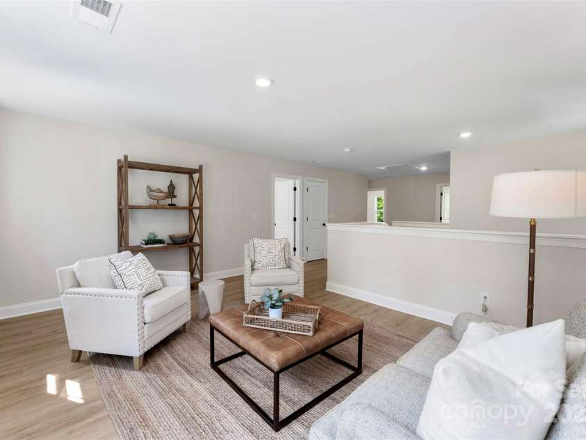 1227 Breezewood Drive, Charlotte, NC 28262.  MLS# CAR4274143, YatesRealty ID 26393. 